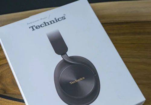 Recenzja Technics A1000. Przepustka do słuchawkowej pierwszej ligi