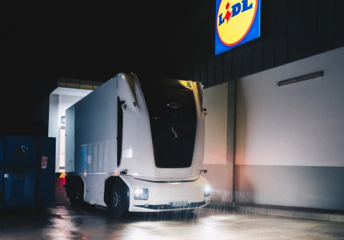 Pierwsza autonomiczna ciężarówka wyjechała na drogę. Testuje ją LIDL