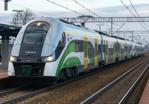 Wielka awaria na kolei niedaleko Warszawy. Pociągi odwołane i opóźnione