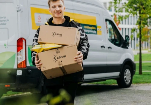 5 tys. zł za złe parkowanie przy paczkomacie? InPost zaostrza zasady dla kurierów