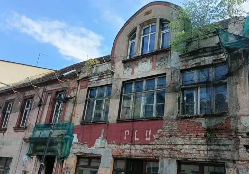 Ponad 400 pustostanów w Mysłowicach i tylko 18 gotowych do zamieszkania. Dlaczego stoją puste?