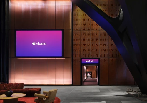Elton John otwiera Apple Music Hall w Londynie