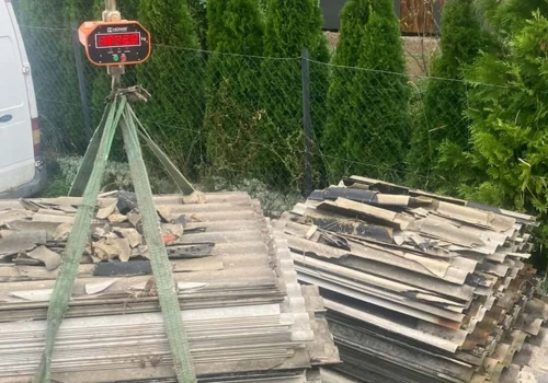 Ponad 100 ton niebezpiecznego azbestu zniknęło z Gminy Świlcza! Urząd finansuje bezpłatny demontaż