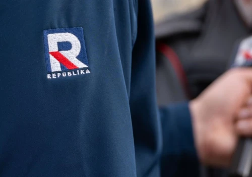TV Republika dalej wciska widzom zegarki. Wpłynęła kolejna skarga do KRRiT
