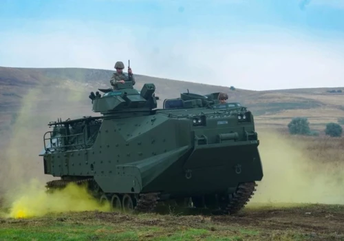 Dziewięć AAV7 w rumuńskiej piechocie morskiej