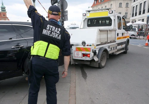 Strażnicy dostaną nowe uprawnienia. Będą karać nie tylko za złe parkowanie
