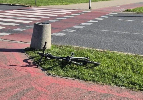Dziecko potrącone na rowerze w Rzeszowie! 12-latek trafił do szpitala po wypadku na al. Kopisto