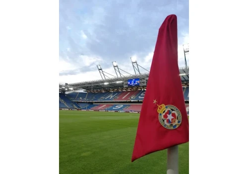 Legia zamyka sektor, Królewski odpowiada: „Nie jest to ani szczególnie patriotyczne, ani specjalnie mądre”