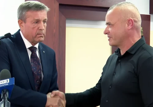 To był cud! Dzielny rodzic obezwładnił napastnika w szkole