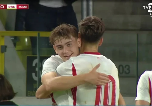 Perfekcyjny Mazurek! Polska pokonała Szwecję i jest o krok od awansu na Euro