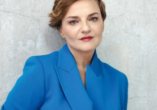 Kaszel dziecka, wiadomość od szefa – i pojawia się lęk, że stanie się najgorsze. Natalia de Barbaro: „Zwykły dzień staje się polem minowym”