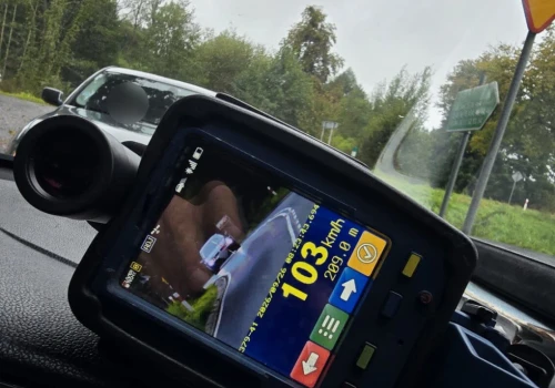 50 km/h w zabudowanym? To nie dla nich. Ci kierowcy mocno przesadzili z prędkością