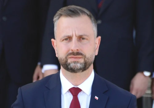 Szef MON rozmawiał z Trumpem. Spotkanie sprzed miesięcy ujawnione