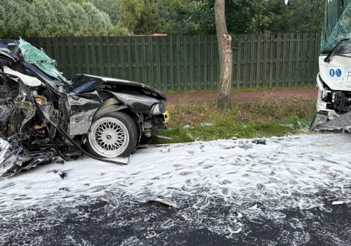 8 osób straciło życie. 36 kierowców straciło prawa jazdy za skrajną prędkość