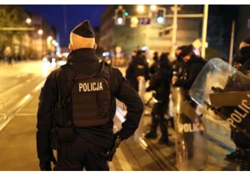 Udaremniona ustawka pseudokibiców w Rudzie Śląskiej. Policja wkroczyła do akcji w ostatniej chwili! Jest nagranie...