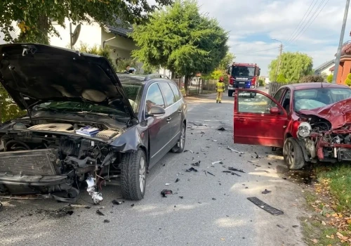 Zderzenie Nissana i Volkswagena