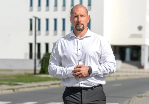 Kudełka wygrywa na Kaduku w Nowym Sączu, ale jego rywal nie składa broni. Sławomir Wójsik zapowiada stowarzyszenie i dalszą pracę dla osiedla