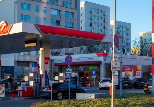 Podatek od nadzwyczajnych zysków z paliw. Tak ma zadziałać