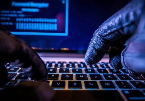 Wyciek / incydent bezpieczeństwa w FELG Software (oprogramowanie dla gabinetów dentystycznych). Atakujący twierdzą, że uzyskali dostęp do 2,4 miliona rekordów z danymi pacjentów.