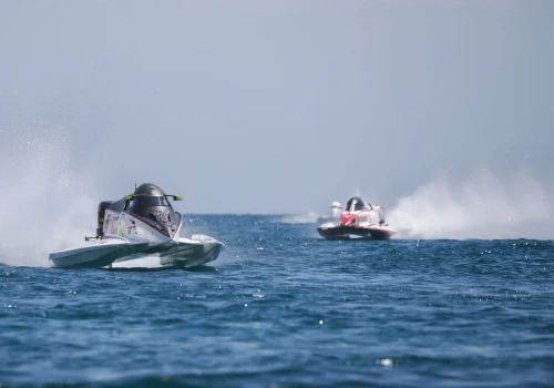 Bartek Marszałek na wodach Szanghaju. Kolejna runda F1H2O w Motowizji