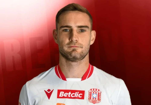 Były kapitan Widzewa schodzi poziom niżej. Stępiński ma ratować ostatnią Resovię