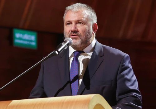 Sędzia, który wydał list żelazny, grozi pozwem. 