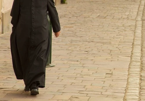 Udzielał korepetycji ministrantowi. Ksiądz oskarżony o molestowanie