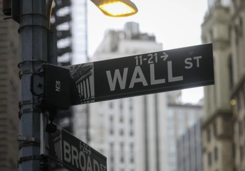Obligacje ciążą Wall Street. Słabe dane z rynku pracy dały nadzieję inwestorom
