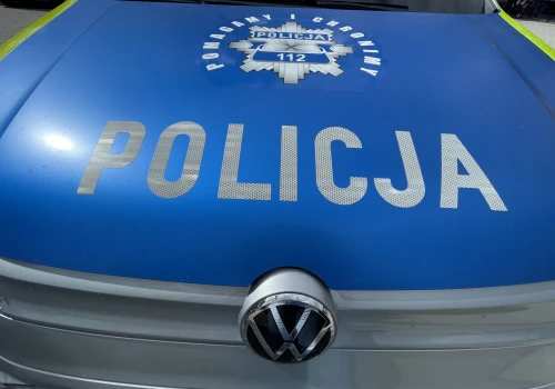 Zawaliła się drewniana wiata. 5-letnie dziecko w ciężkim stanie