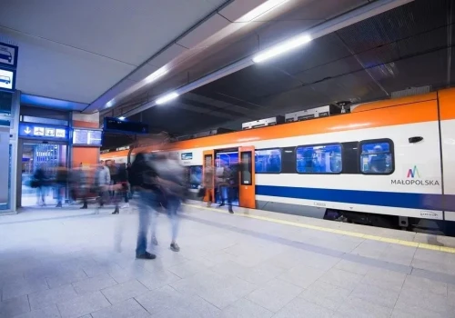 Kolejowa rewolucja na południu Małopolski. Nowy Sącz ma być znacznie „szybciej” Krakowa
