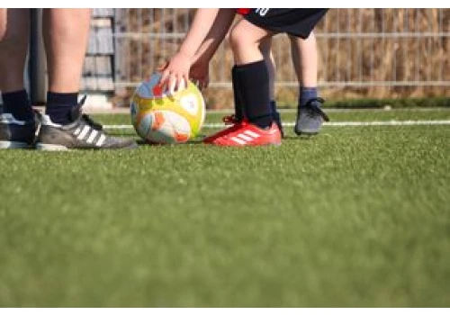 Radom: Keeza Klasa B grupa 1 i 2. 9. kolejka rozgrywek w weekend 3–4 października. Wysoka wygrana Akcji II Jastrzębia. Zobacz wyniki i tabele