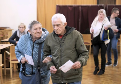 Łotysze zagłosowali. Rządzący triumfują w badaniu exit poll