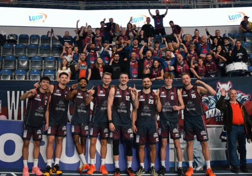 Pewne zwycięstwo Kinga Szczecin na inaugurację sezonu