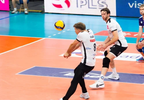 ICT Pierrot Czarni Radom wypuścili zwycięstwo z rąk. Prowadzili 2:0 w Poznaniu