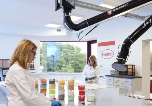 Oczko w głowie Henkla. Chemiczny potentat tworzy światowe innowacje w małym Stąporkowie