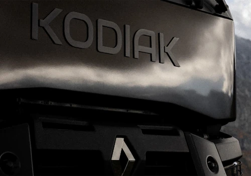 Škoda się wścieknie? Kodiak na bazie Renault ma diesla, 440 KM i sześć kół. Cena zwala z nóg