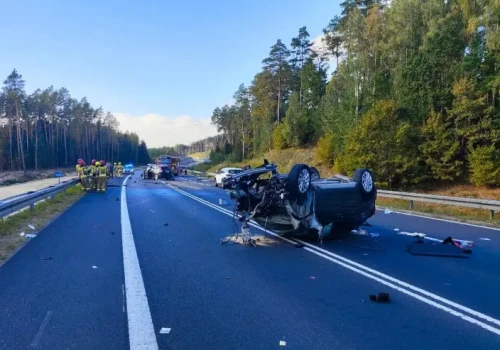 Poważny wypadek na DK16. Trasa jest zablokowana, są ranni