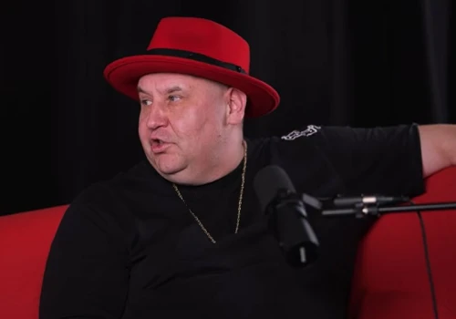 Raper ostro zaatakował Eldo: Legitymizuje polityków
