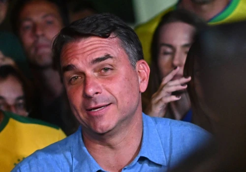 Sensacja w Brazylii! Flavio Bolsonaro wygrywa I turę wyborów prezydenckich, prawica przejmuje Kongres