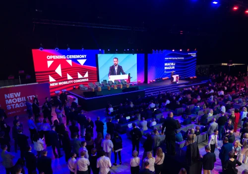 Polska: jak zmniejszyć dystans do Europy w nowej mobilności? 10 rekomendacji PSNM!