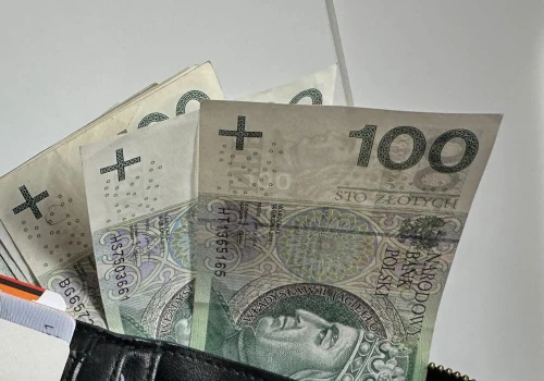 Praca z pensją do 14 tys. zł brutto. Wystarczy prawo jazdy, doświadczenie i chęci