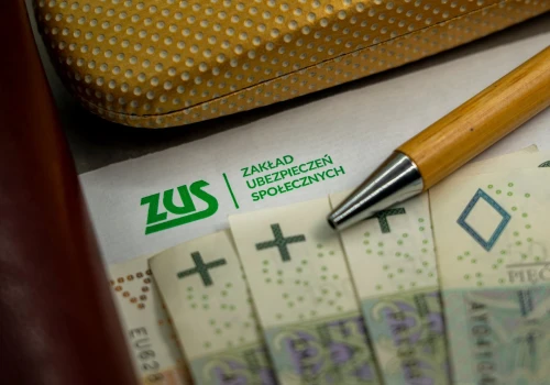 ZUS w 2027 r. przebije 2 tys. zł. Przedsiębiorcy zapłacą więcej