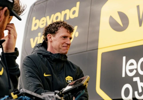 Nathan van Hooydonck nowym dyrektorem sportowym Team Visma | Lease a Bike