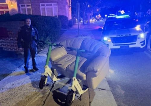 Ruszyli w miasto, nie wstając z kanapy. Policjanci w szoku
