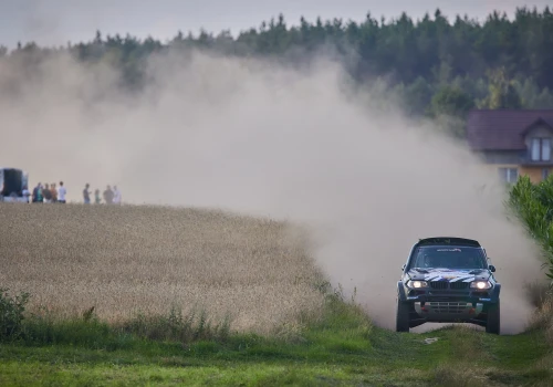 Hołowczyc na czele listy zgłoszeń