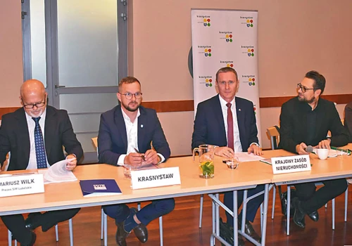 Bliżej społecznych szeregowców na Rońsku