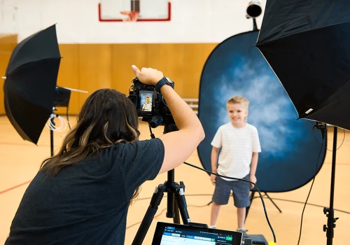 Szkolne sesje z fotografem? To już przeszłość. Teraz rodzice mają Chat GPT