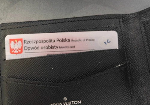 Dane ponad 11 mln osób w niepowołanych rękach. NFZ ostrzega i zaleca zastrzec PESEL