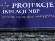 Nie tak szybkie pożegnanie z inflacją. Oto najnowsza projekcja NBP