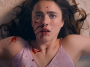 Body-horror z Demi Moore i Margaret Qualley podbija Cannes! Oficjalny zwiastun i data premiery